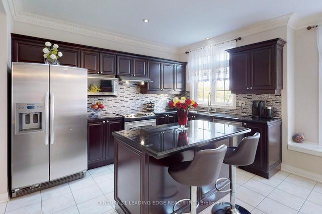 5 Lemsford Dr, House detached with 4 bedrooms, 5 bathrooms and 9 parking in Markham ON | Image 6