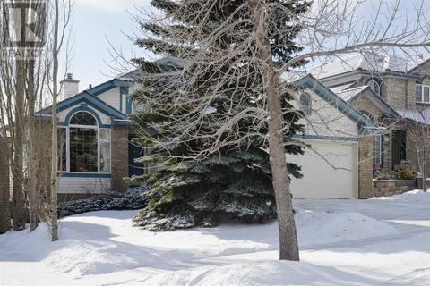 2281 Sirocco Drive Sw, House detached with 3 bedrooms, 2 bathrooms and 4 parking in Calgary AB | Card Image