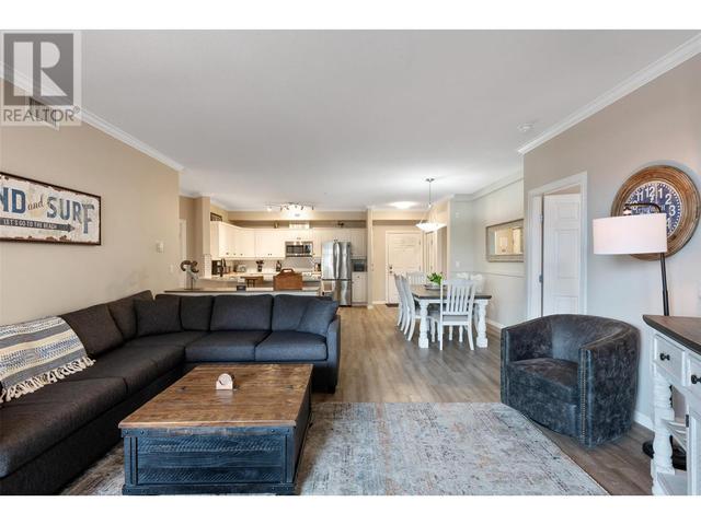 334 - 1088 Sunset Drive, Condo with 3 bedrooms, 2 bathrooms and 2 parking in Kelowna BC | Image 7