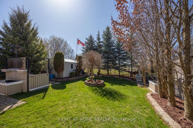 15 Napier Crt, House detached with 2 bedrooms, 3 bathrooms and 6 parking in Whitby ON | Image 21