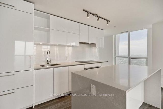 5103 - 1 Yorkville Ave, Condo with 2 bedrooms, 3 bathrooms and 2 parking in Toronto ON | Image 7