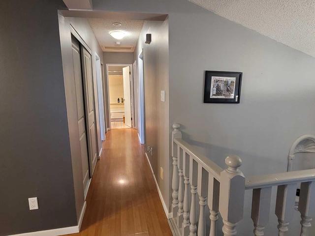 5405 52 Street, House detached with 4 bedrooms, 3 bathrooms and 4 parking in Berwyn AB | Image 11