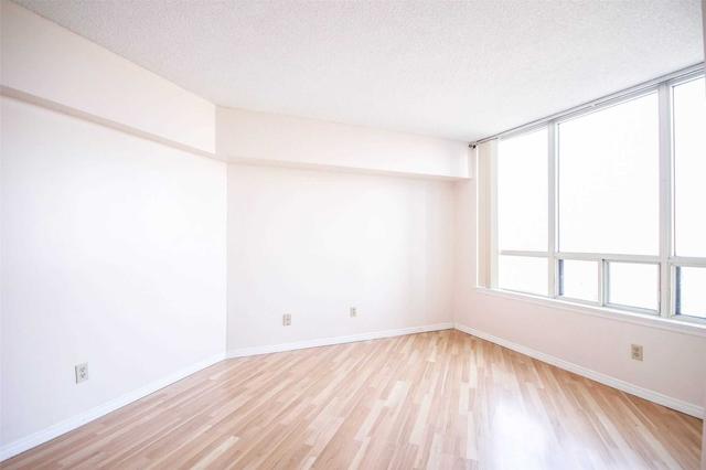 1610 - 7 Bishop Ave, Condo with 2 bedrooms, 2 bathrooms and 1 parking in Toronto ON | Image 11