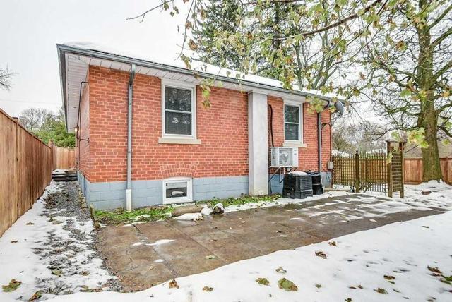 36 Mcnab Blvd, House detached with 3 bedrooms, 1 bathrooms and 1 parking in Toronto ON | Image 12