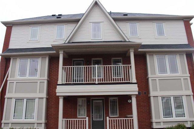 Unit 1 - 50 Hillcrest Ave, Townhouse with 3 bedrooms, 3 bathrooms and 1 parking in Brampton ON | Image 4