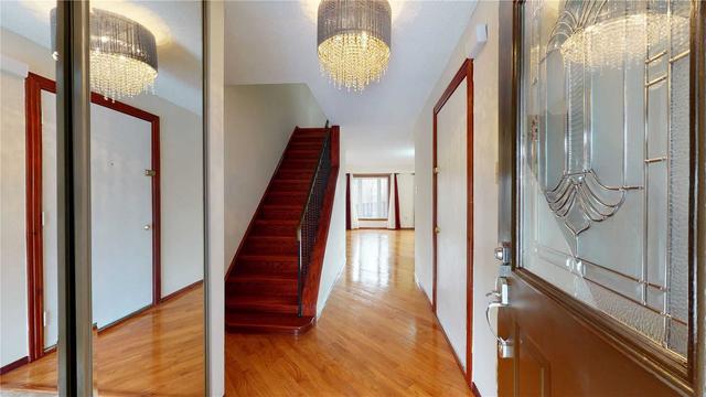 22 - 30 Dundalk Dr, Townhouse with 3 bedrooms, 2 bathrooms and 2 parking in Toronto ON | Image 20