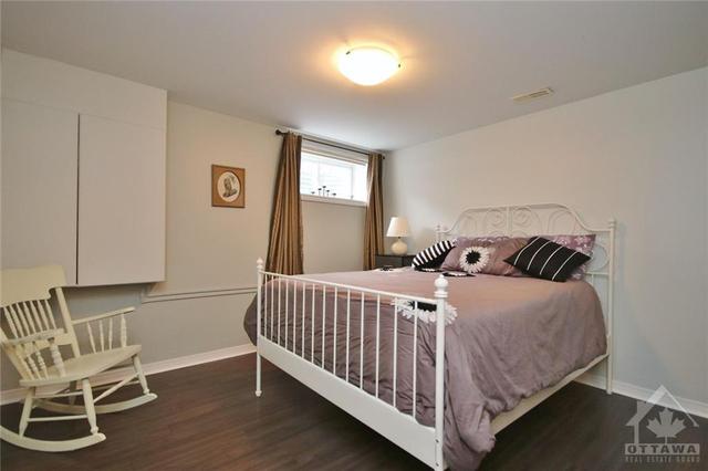 8 Tarryn Terrace, House detached with 3 bedrooms, 3 bathrooms and 6 parking in Ottawa ON | Image 26