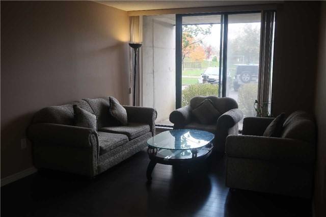 106 - 17 Knightsbridge Rd, Condo with 2 bedrooms, 1 bathrooms and 1 parking in Brampton ON | Image 2