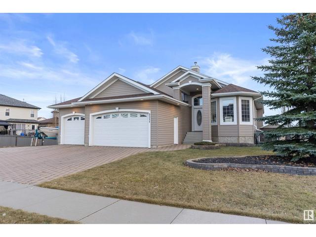 3211 62 St, House detached with 4 bedrooms, 3 bathrooms and 6 parking in Beaumont AB | Image 2
