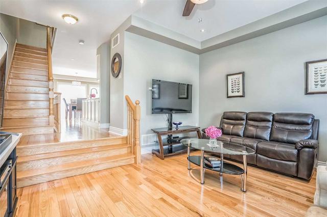 957 The Queensway, House attached with 4 bedrooms, 3 bathrooms and 2 parking in Toronto ON | Image 37