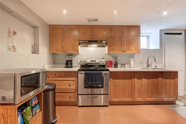 317 East 15th St, House detached with 4 bedrooms, 2 bathrooms and 5 parking in Hamilton ON | Image 19