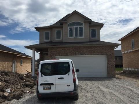 7750 Hanniwell St, House detached with 3 bedrooms, 3 bathrooms and 2 parking in Niagara Falls ON | Image 1