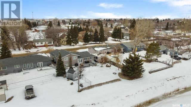 108 8th Avenue E, House detached with 3 bedrooms, 3 bathrooms and null parking in Watrous SK | Image 45