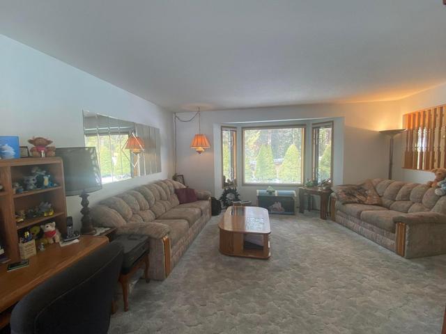 4521 - 49 Creek Road, House detached with 3 bedrooms, 2 bathrooms and null parking in Central Kootenay E BC | Image 14