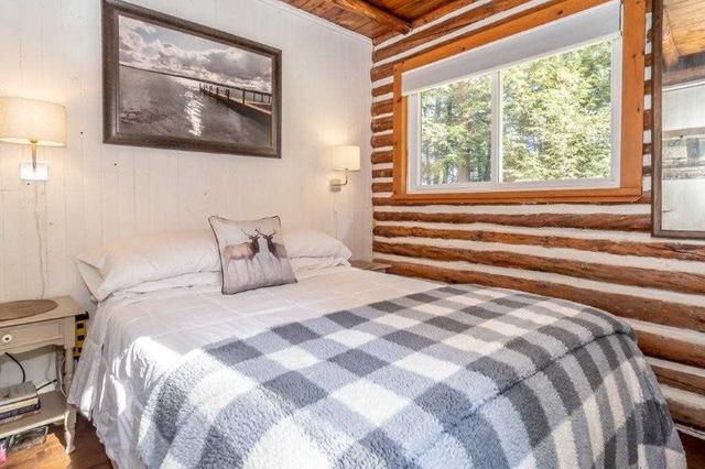 1025 Kilty Bay Rd, House detached with 2 bedrooms, 1 bathrooms and 4 parking in Muskoka Lakes ON | Image 13