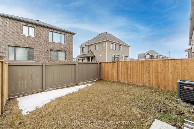 1288 Sycamore Garden Gdns, House attached with 3 bedrooms, 3 bathrooms and 2 parking in Milton ON | Image 28
