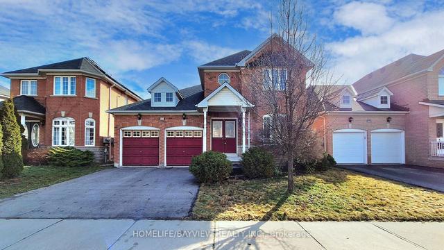 247 Marble Pl, House detached with 3 bedrooms, 4 bathrooms and 4 parking in Newmarket ON | Image 1