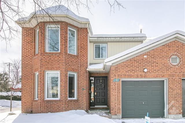 10 Buckingham Private, Townhouse with 3 bedrooms, 3 bathrooms and 2 parking in Ottawa ON | Image 1