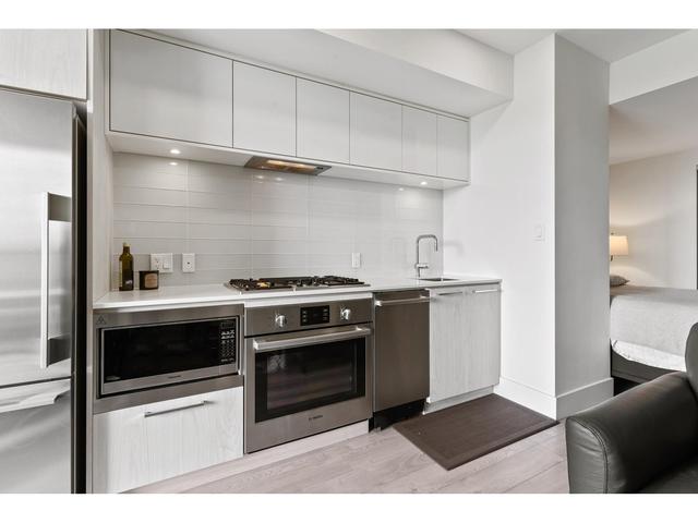 1007 - 680 Seylynn Crescent, Condo with 0 bedrooms, 1 bathrooms and null parking in North Vancouver BC | Card Image