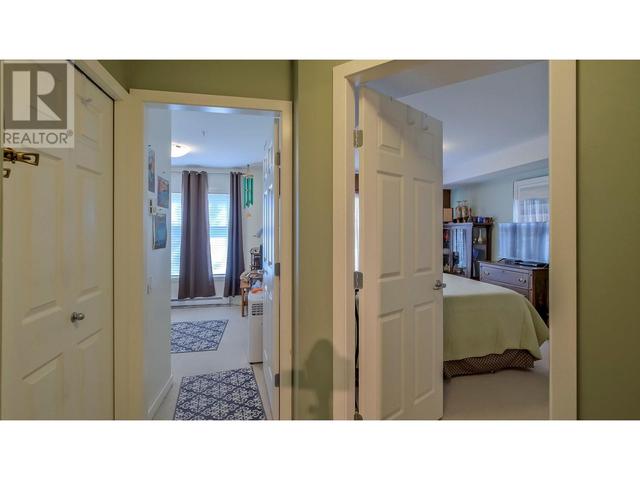 210 - 515 Houghton Road, Condo with 2 bedrooms, 2 bathrooms and null parking in Kelowna BC | Image 18