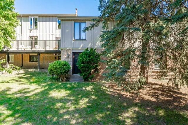 63 Janefield Ave, Townhouse with 3 bedrooms, 3 bathrooms and 3 parking in Guelph ON | Image 33