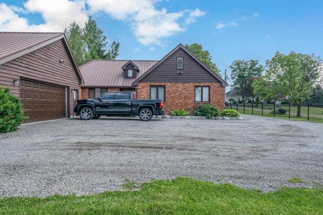 11719 Guelph Line, House detached with 3 bedrooms, 3 bathrooms and 12 parking in Milton ON | Image 35