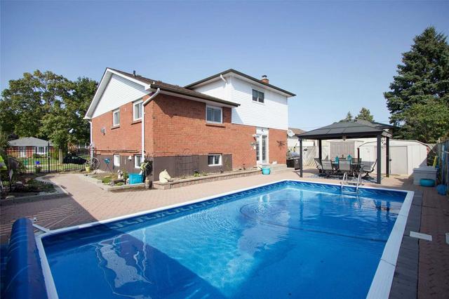 143 Seneca Ave, House detached with 3 bedrooms, 2 bathrooms and 4 parking in Oshawa ON | Image 20