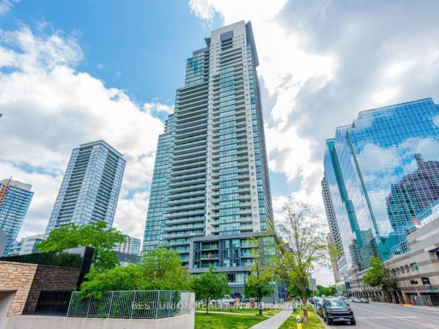 2303 - 5162 Yonge St, Condo with 2 bedrooms, 2 bathrooms and 1 parking in Toronto ON | Image 1
