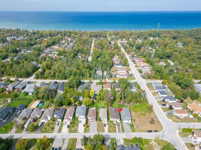 328 Robinson Rd, House detached with 3 bedrooms, 4 bathrooms and 6 parking in Wasaga Beach ON | Image 32