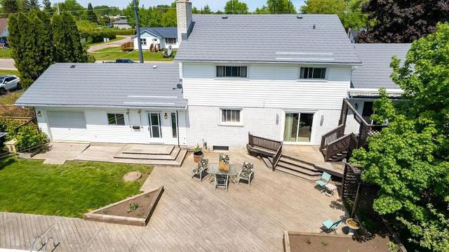 143 Drive In Road, House detached with 4 bedrooms, 2 bathrooms and 6 parking in Laurentian Valley ON | Image 4
