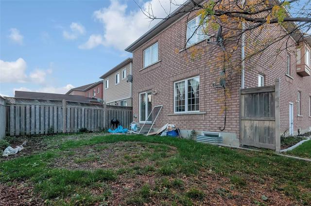 97 Heartleaf Cres, House detached with 4 bedrooms, 4 bathrooms and 3 parking in Brampton ON | Image 29