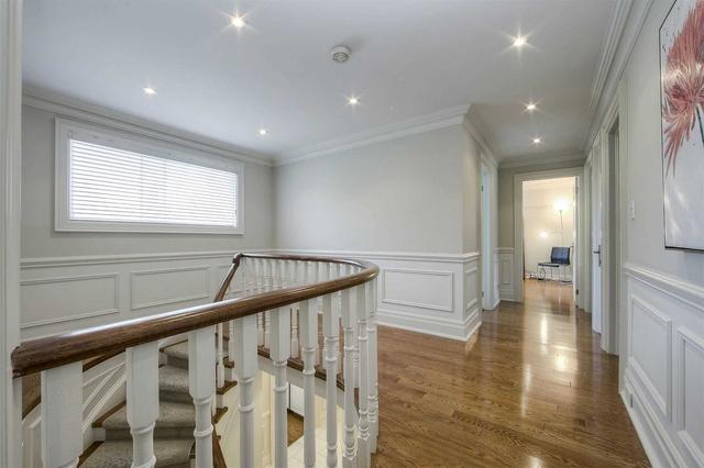 12 Chipstead Rd, House detached with 4 bedrooms, 4 bathrooms and 6 parking in Toronto ON | Image 18