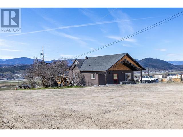 4451 Black Road, Home with 2 bedrooms, 3 bathrooms and null parking in Central Okanagan BC | Image 80