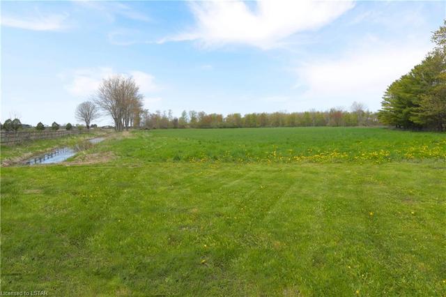 9078 Century Drive, Home with 3 bedrooms, 2 bathrooms and 8 parking in Strathroy Caradoc ON | Image 24