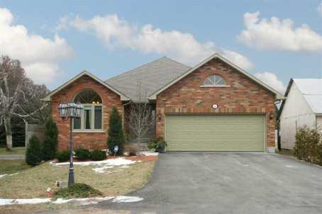 1605 Nash Rd, House detached with 3 bedrooms, 3 bathrooms and 10 parking in Clarington ON | Image 1