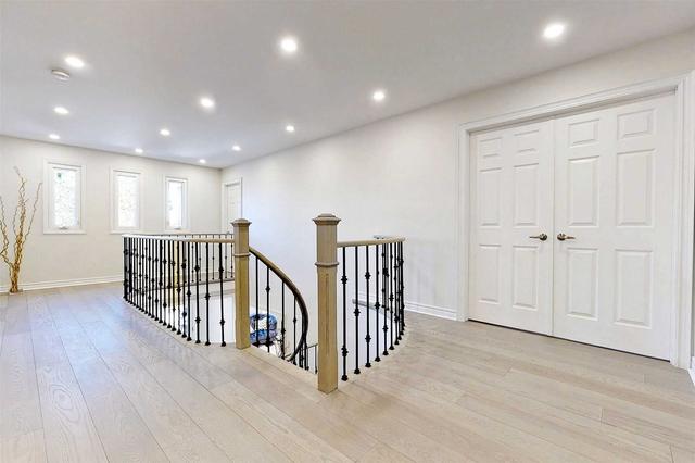 33 Tanglewood Tr, House detached with 4 bedrooms, 5 bathrooms and 7 parking in Markham ON | Image 13