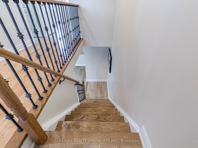 53 Native Landing, House semidetached with 3 bedrooms, 4 bathrooms and 3 parking in Brampton ON | Image 10