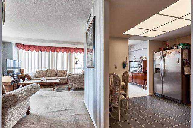 412 - 25 Cumberland Lane, Condo with 2 bedrooms, 1 bathrooms and 1 parking in Ajax ON | Image 7
