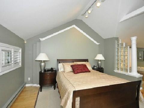 80 Avonhurst Rd, House detached with 3 bedrooms, 4 bathrooms and 4 parking in Toronto ON | Image 5