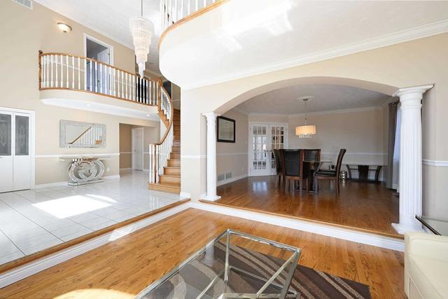 6 Knights Crt, House detached with 4 bedrooms, 3 bathrooms and 8 parking in Hamilton ON | Image 40