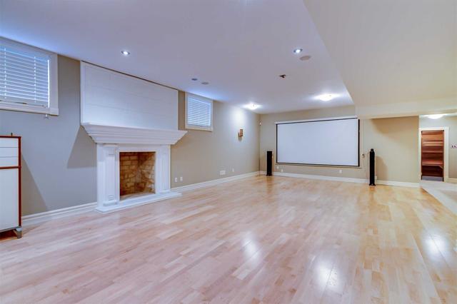 11 Cotswold Cres, House detached with 4 bedrooms, 7 bathrooms and 6 parking in Toronto ON | Image 22