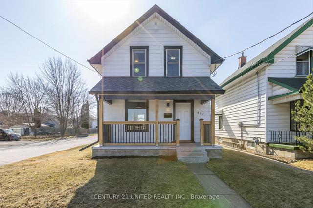 307 Mcgill St, House detached with 3 bedrooms, 1 bathrooms and 2 parking in Peterborough ON | Image 1