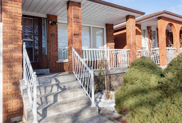16 Beamsville Dr, House detached with 3 bedrooms, 2 bathrooms and 3 parking in Toronto ON | Image 12