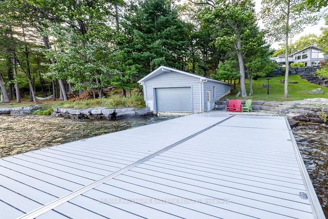 15 Oakridge Dr, House detached with 2 bedrooms, 3 bathrooms and 11 parking in North Kawartha ON | Image 18