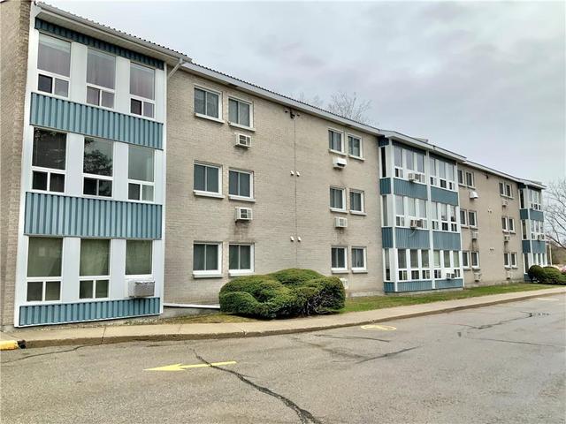 118 - 820 Laurier Boulevard, Condo with 2 bedrooms, 1 bathrooms and 1 parking in Brockville ON | Image 5
