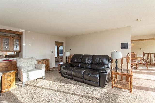 39 - 26540 Highway 11, House detached with 4 bedrooms, 3 bathrooms and null parking in Red Deer County AB | Image 12