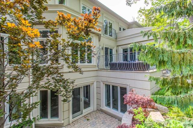 10 Alexandra Wood, House detached with 6 bedrooms, 11 bathrooms and 4 parking in Toronto ON | Image 19