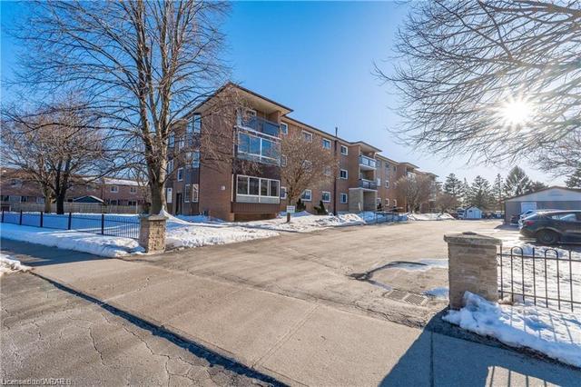 105 - 67 Breckenridge Drive, House attached with 2 bedrooms, 1 bathrooms and 1 parking in Kitchener ON | Image 12