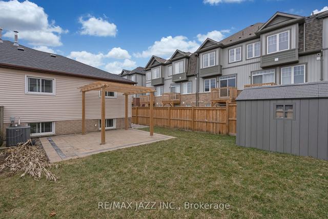 1371 Charter Cres, House semidetached with 3 bedrooms, 3 bathrooms and 4 parking in Oshawa ON | Image 30