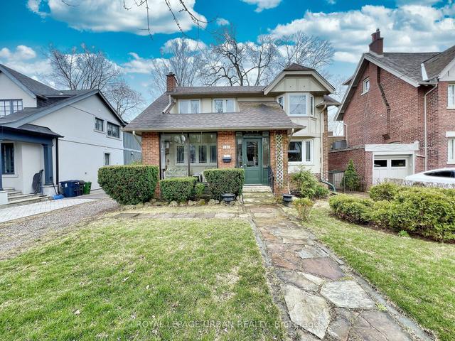 131 Glencairn Ave, House detached with 4 bedrooms, 2 bathrooms and 5 parking in Toronto ON | Image 1